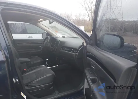 2019 Mitsubishi Outlander Se z USA, uszkodzony, nr VIN JA4AD3A37KZ008432